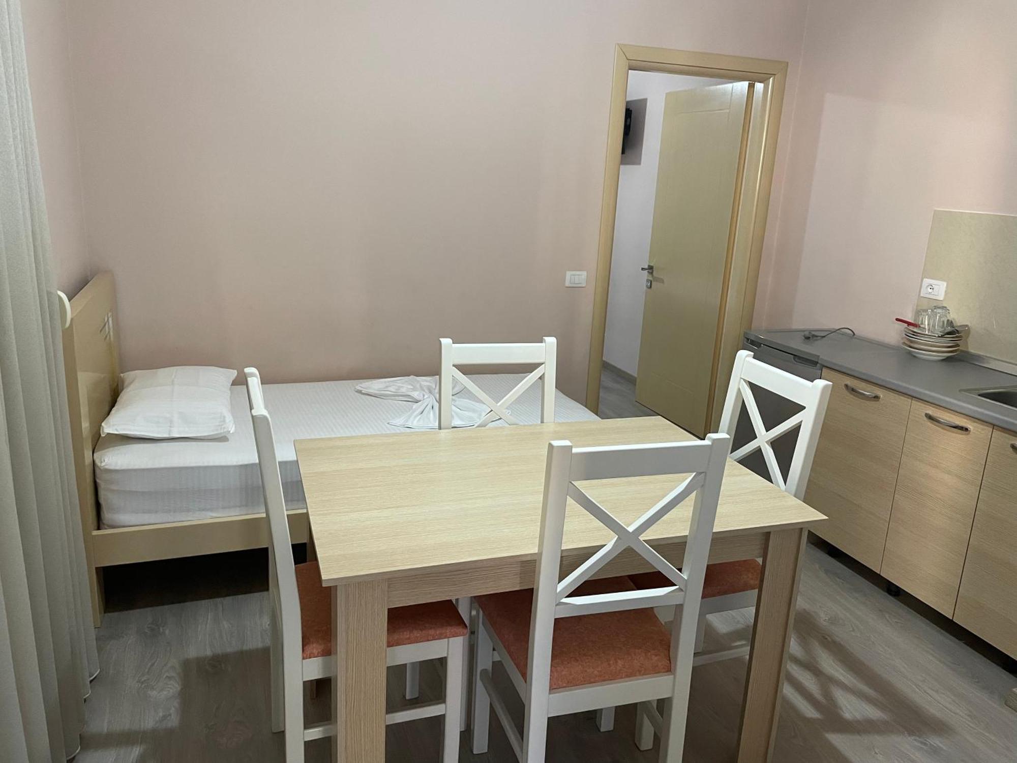 Rent Kapri 3* Pogradec